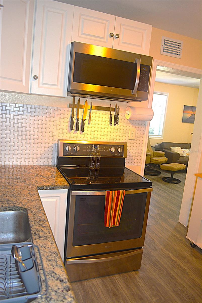 LENRAY HEIGHTS - Residential Lease