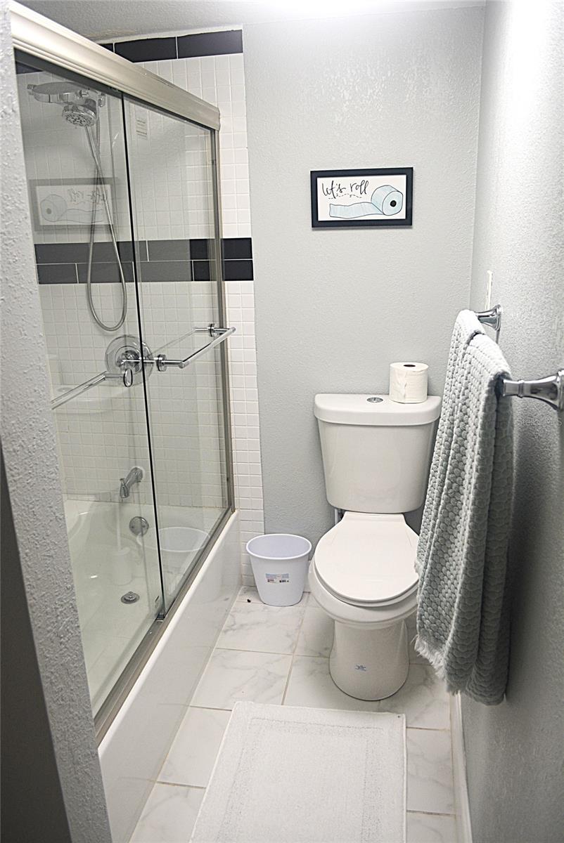 LENRAY HEIGHTS - Residential Lease