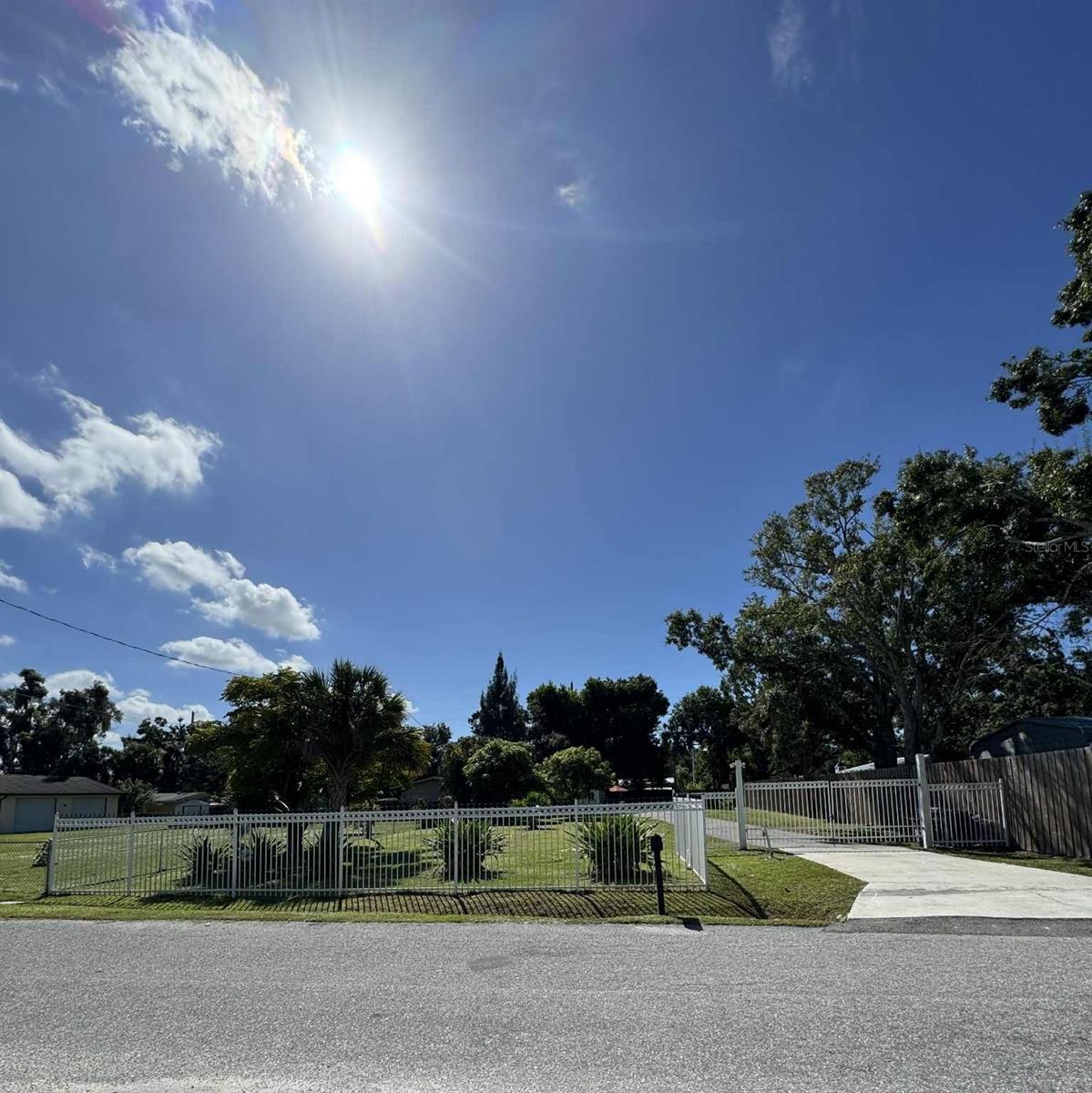 LENRAY HEIGHTS - Residential Lease