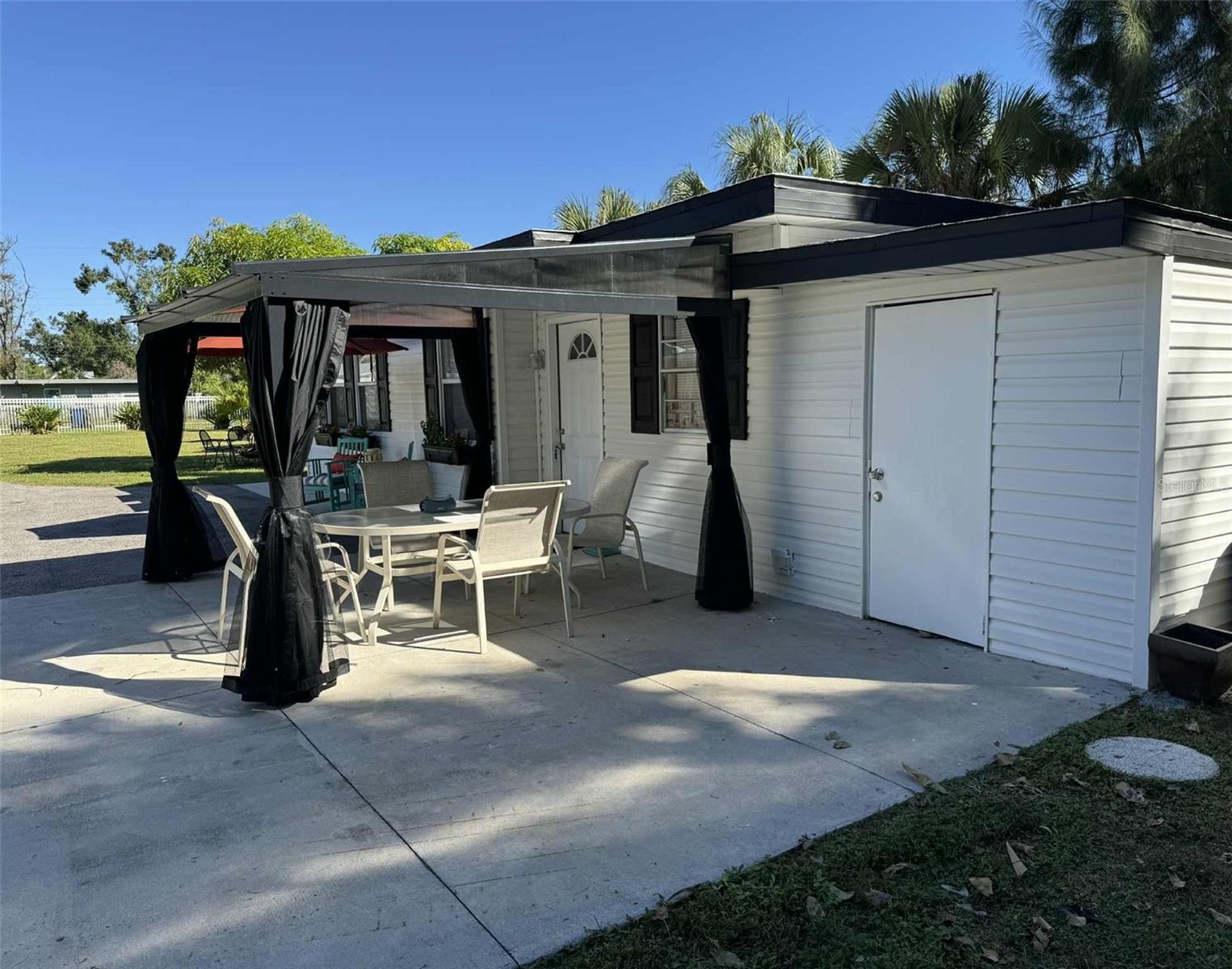 LENRAY HEIGHTS - Residential Lease