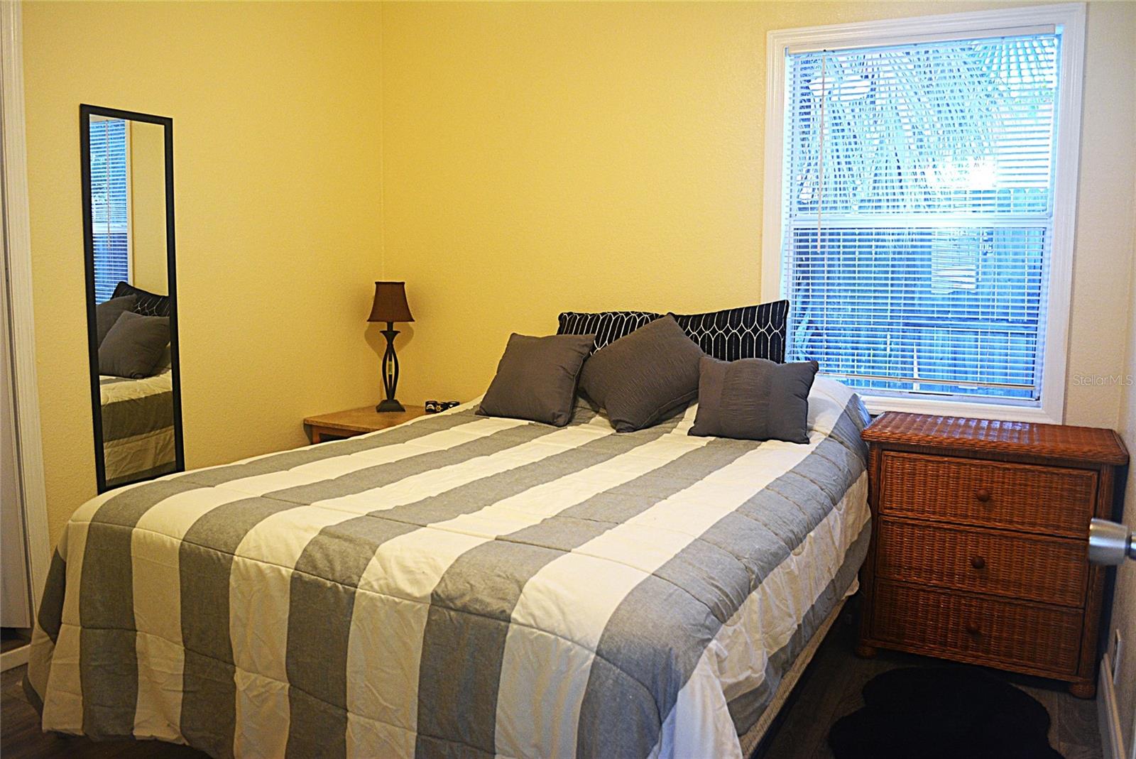 LENRAY HEIGHTS - Residential Lease