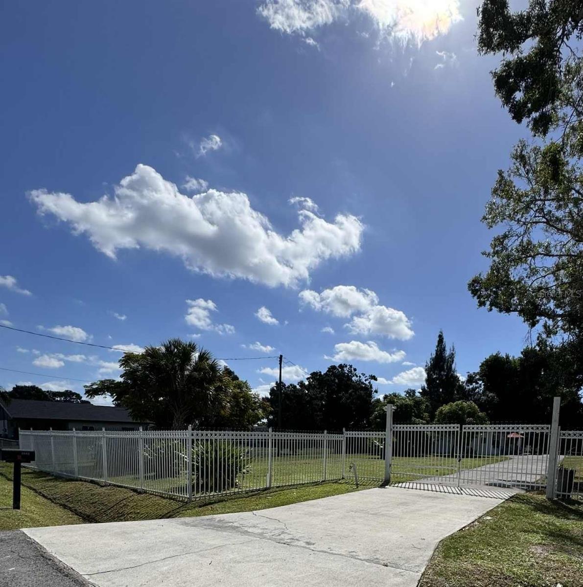 LENRAY HEIGHTS - Residential Lease