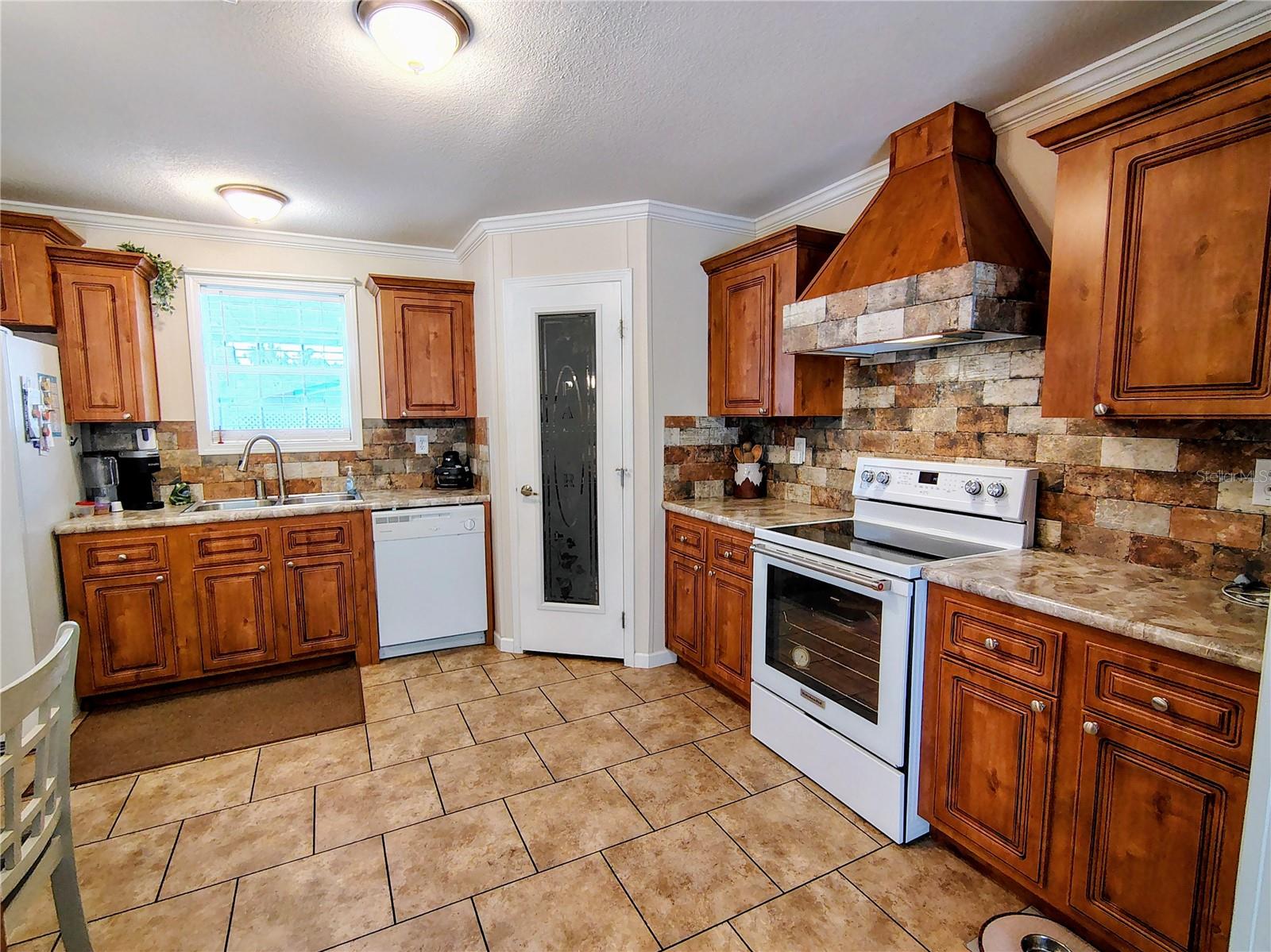 W H SMITH - Residential