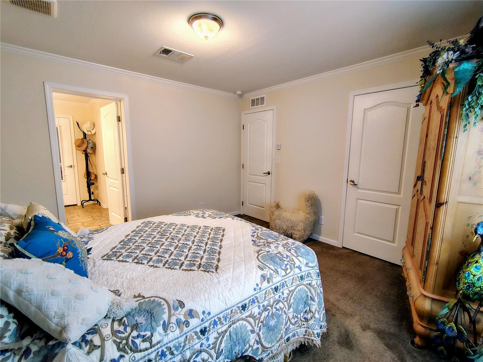 W H SMITH - Residential