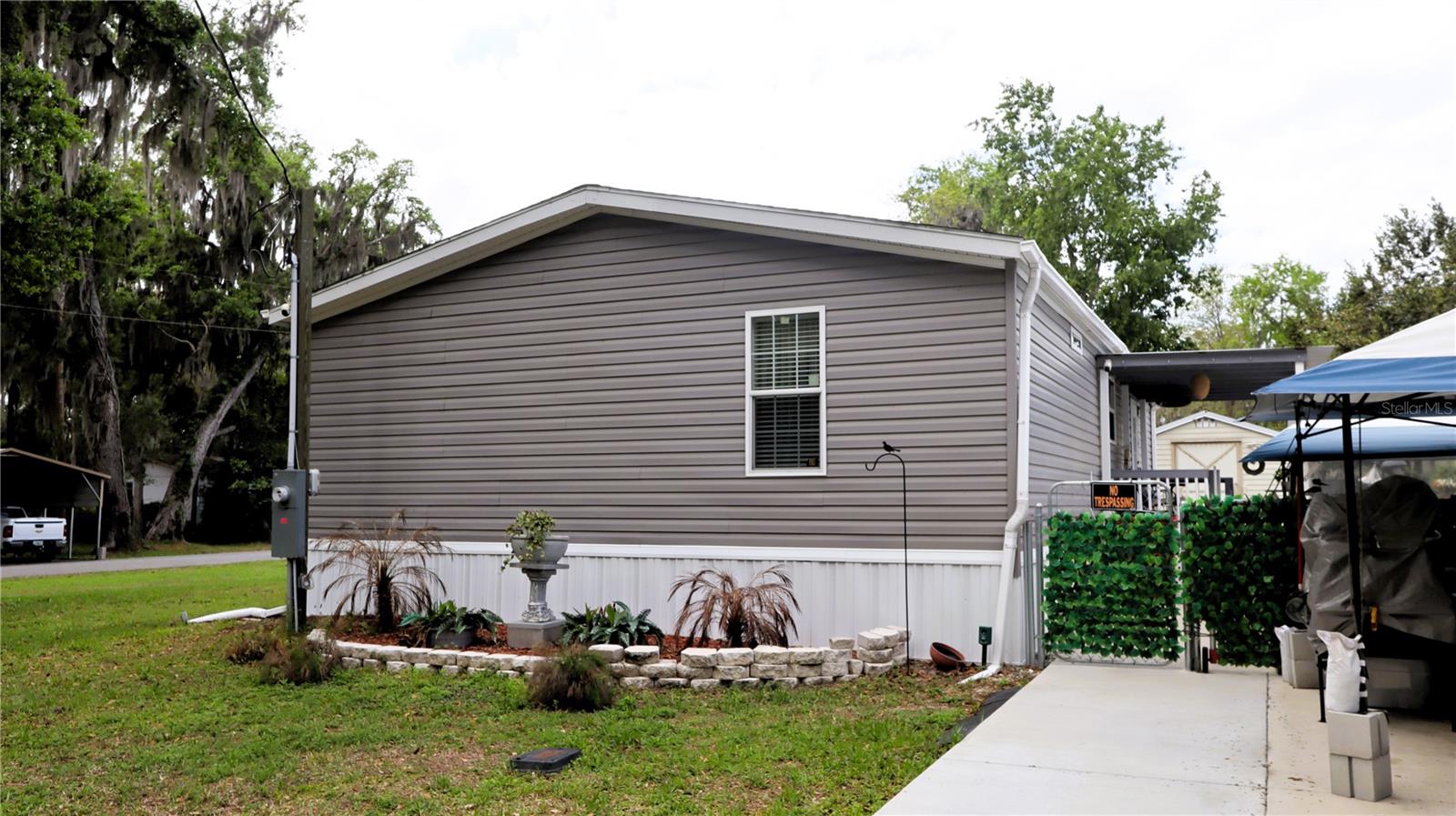 W H SMITH - Residential