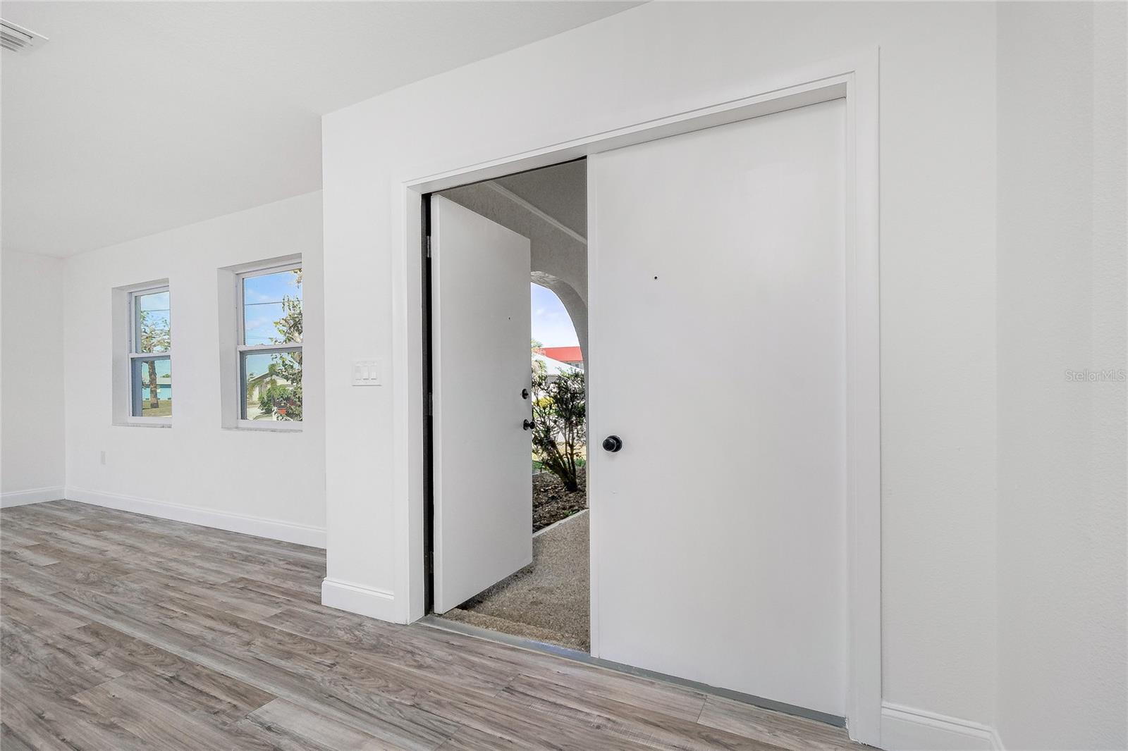 GULF AIRE - Residential