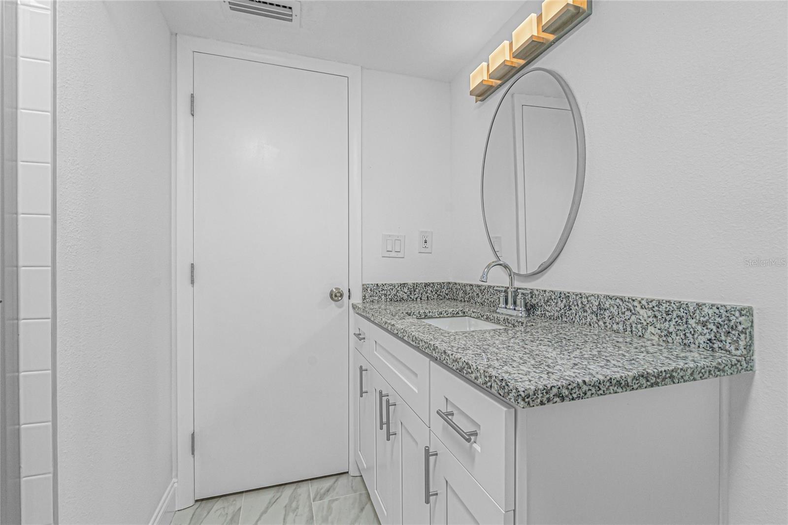 GULF AIRE - Residential