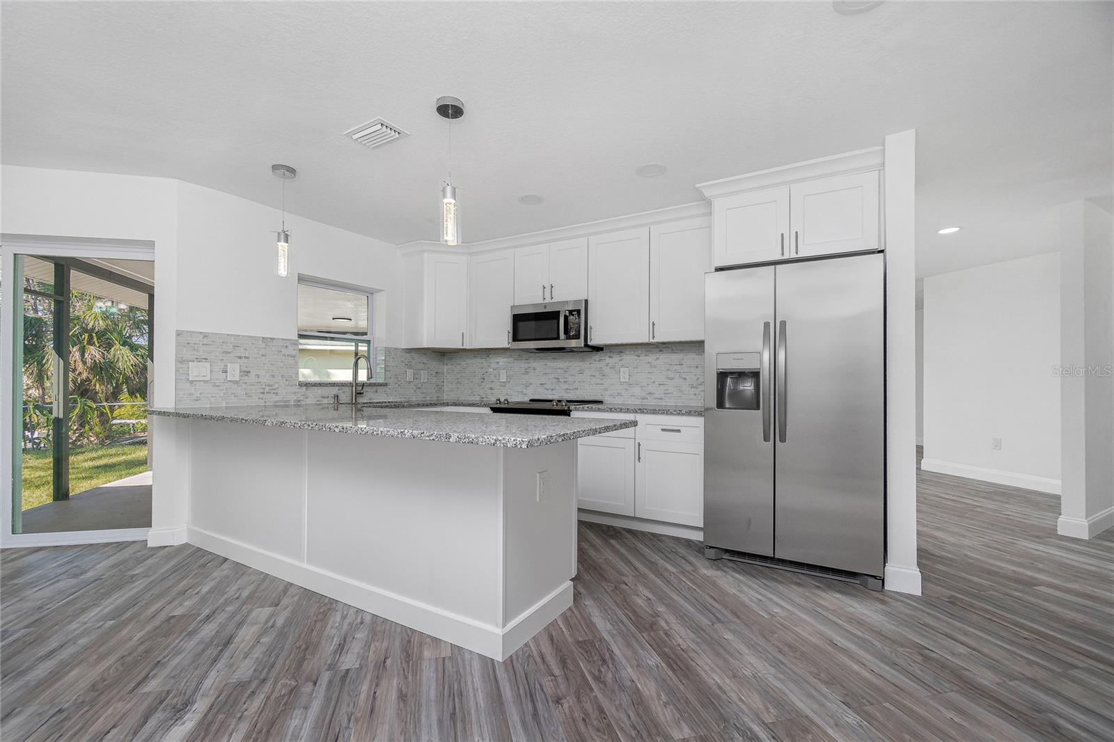 GULF AIRE - Residential