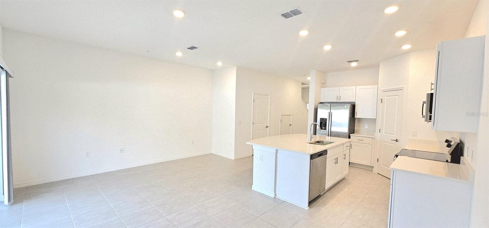 ANTHEM PARK TR G REP - Residential Lease