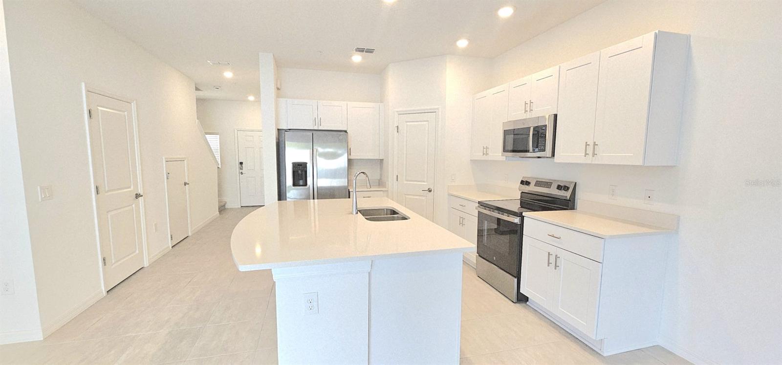 ANTHEM PARK TR G REP - Residential Lease