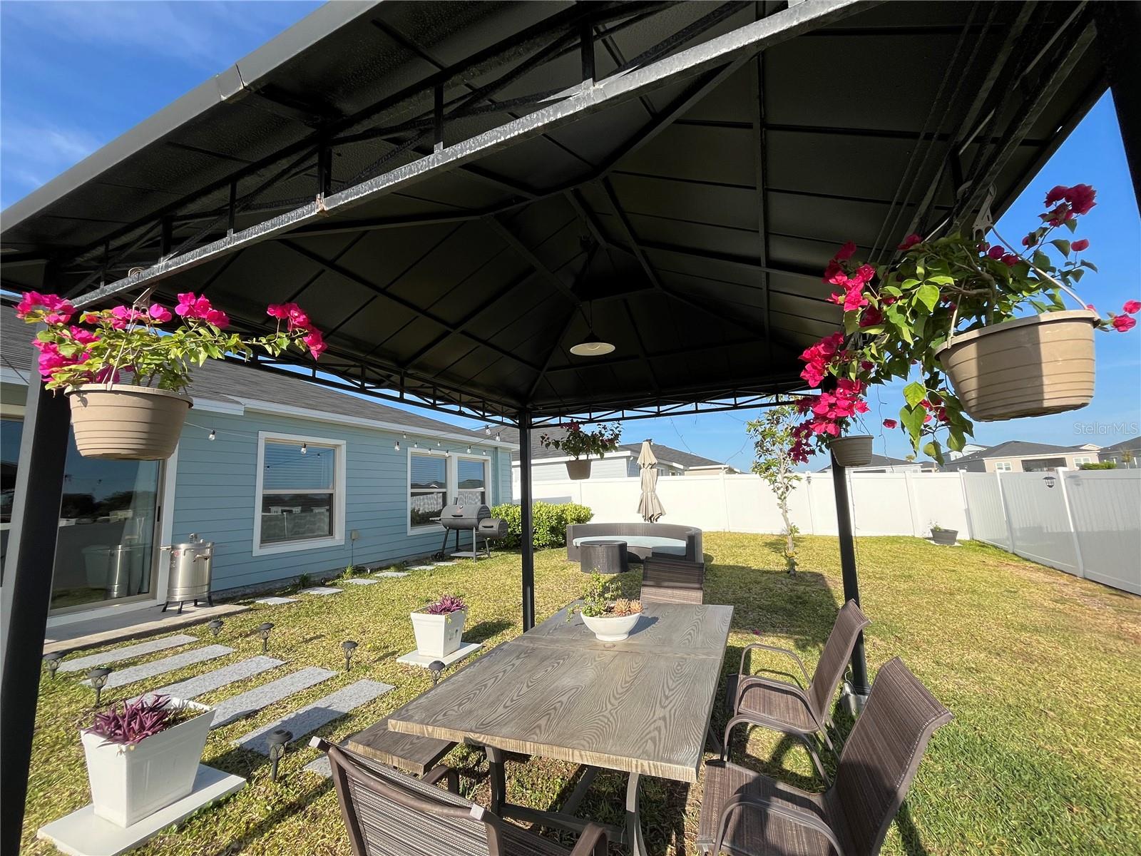 FREEDOM CROSSINGS - Residential