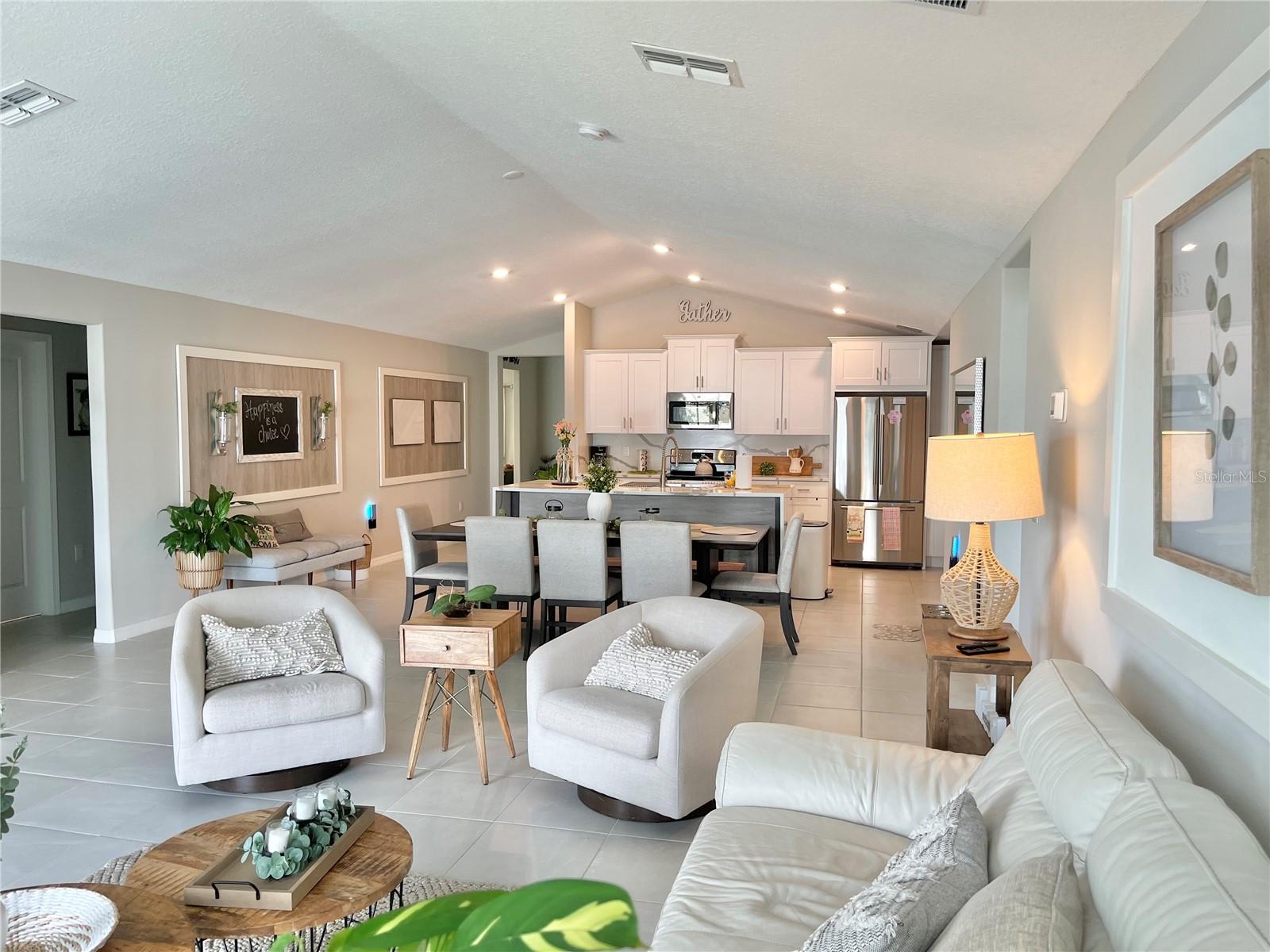 FREEDOM CROSSINGS - Residential