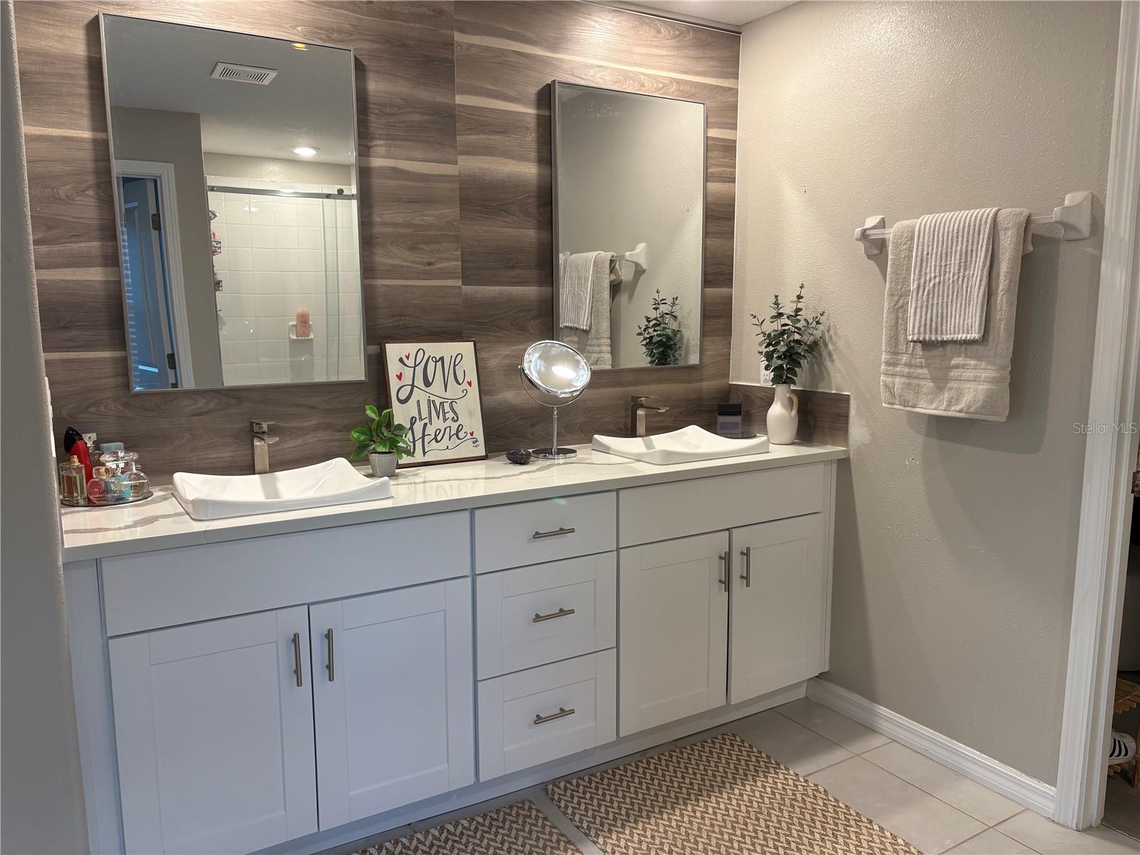 FREEDOM CROSSINGS - Residential