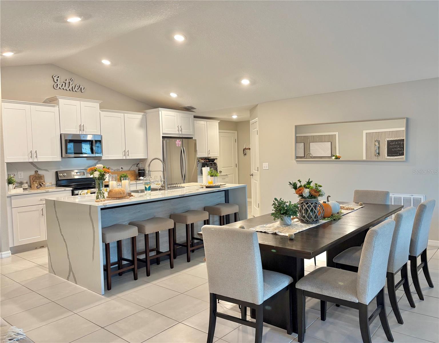 FREEDOM CROSSINGS - Residential