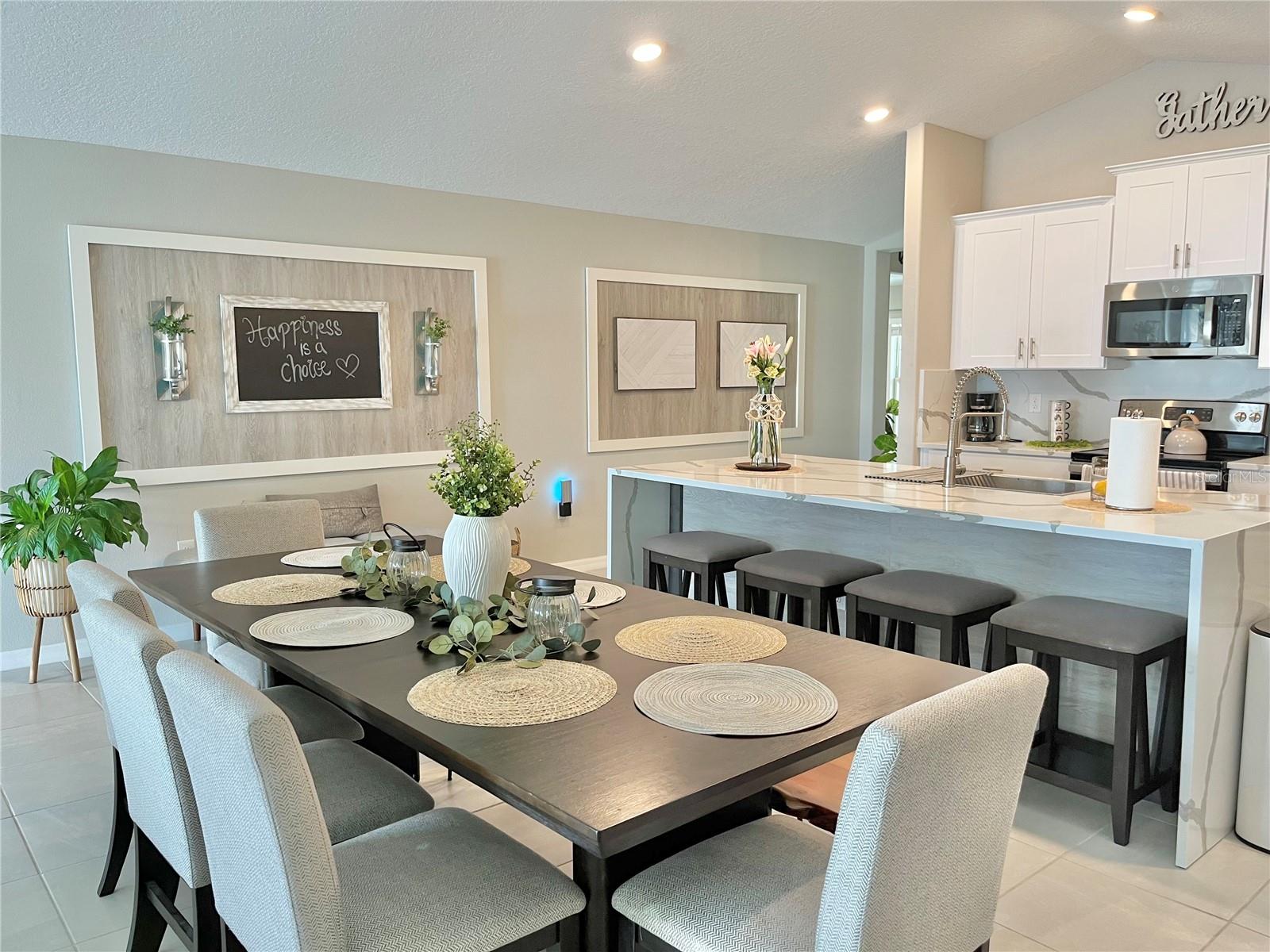 FREEDOM CROSSINGS - Residential