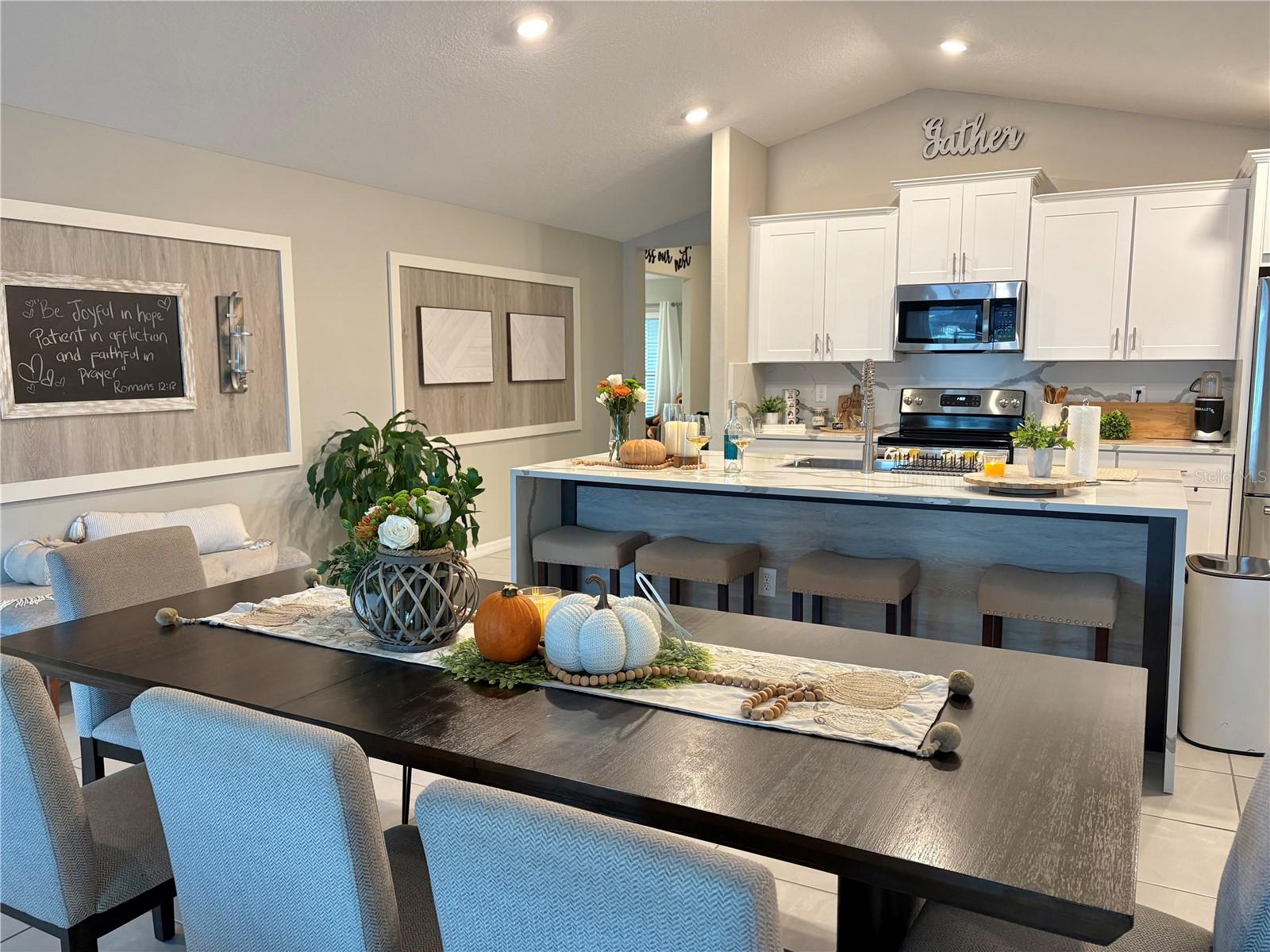 FREEDOM CROSSINGS - Residential