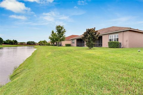 A home in WIMAUMA