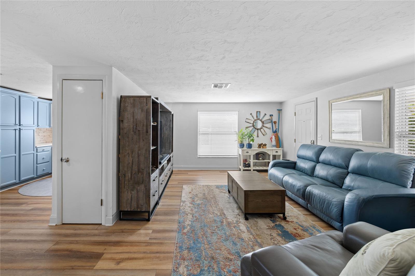 WHITFIELD ESTATES CTD - Residential