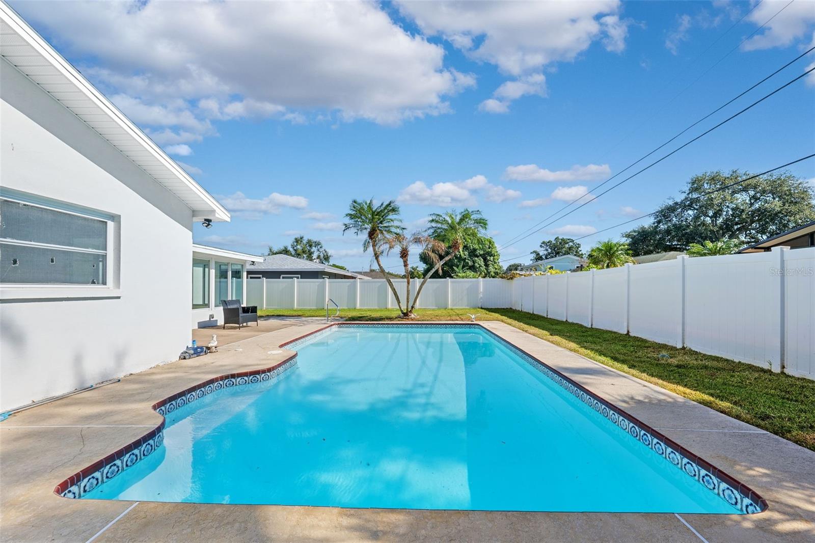 HOLIDAY PARK 3RD ADD - Residential