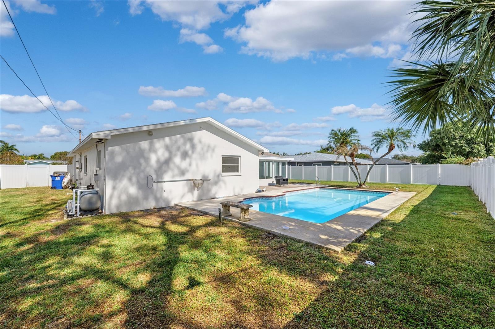 HOLIDAY PARK 3RD ADD - Residential