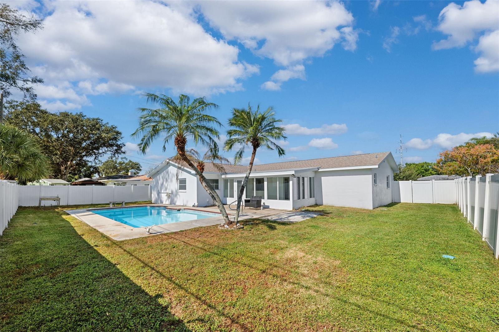 HOLIDAY PARK 3RD ADD - Residential