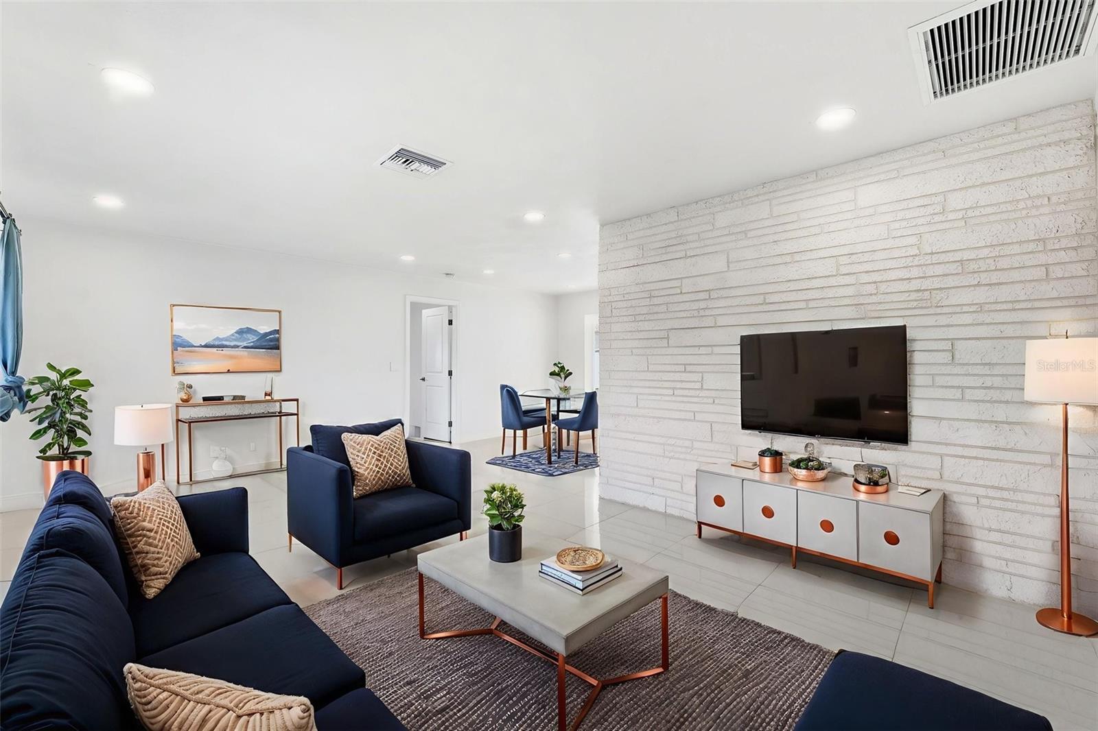 HOLIDAY PARK 3RD ADD - Residential