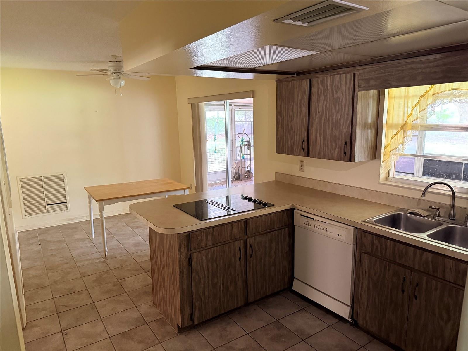 5555 SOUTH EATON TERRACE