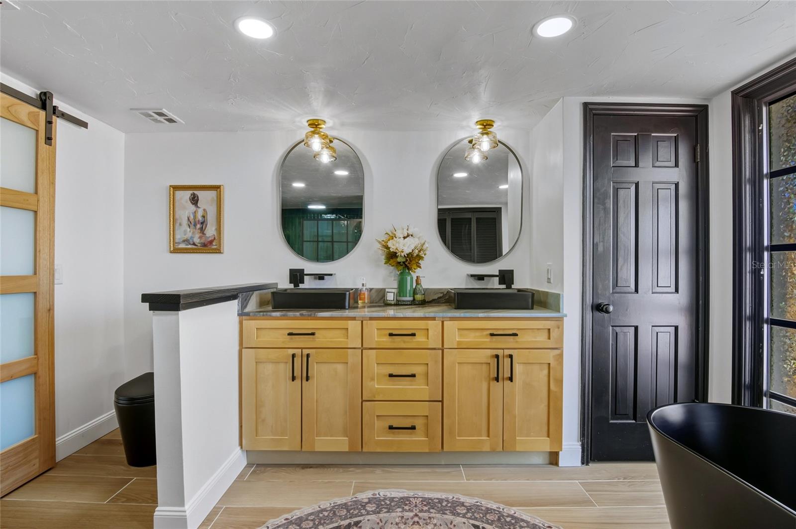 ENGLISH WOODS 1ST ADD - Residential