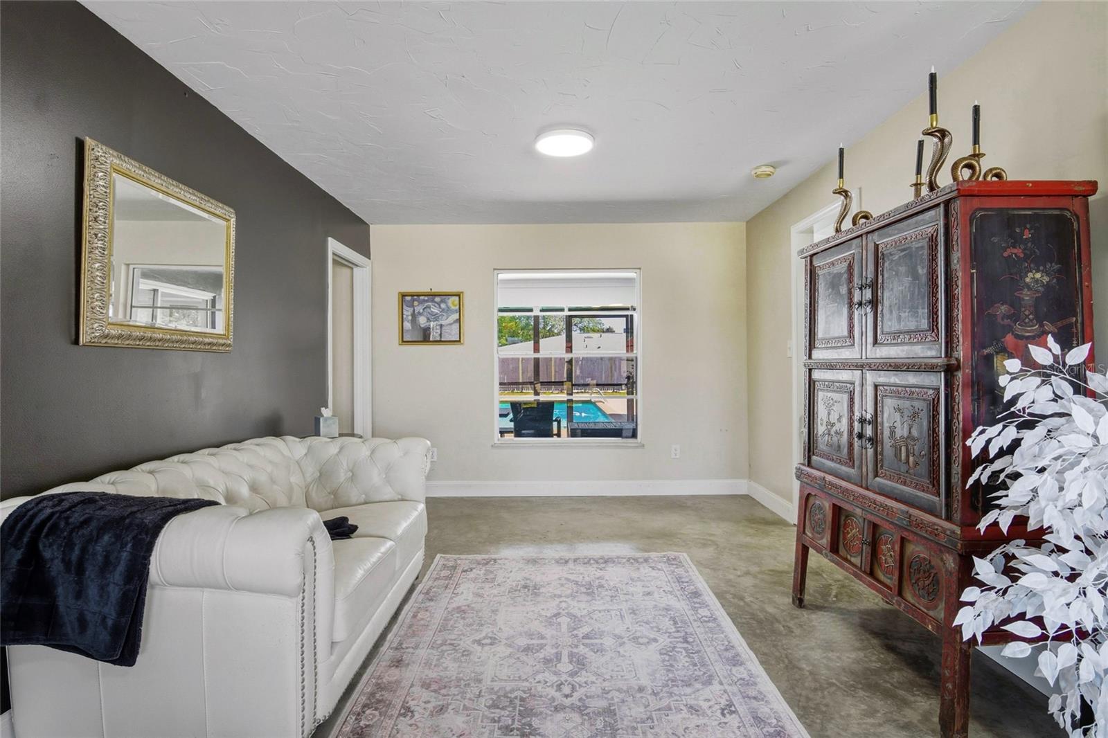 ENGLISH WOODS 1ST ADD - Residential