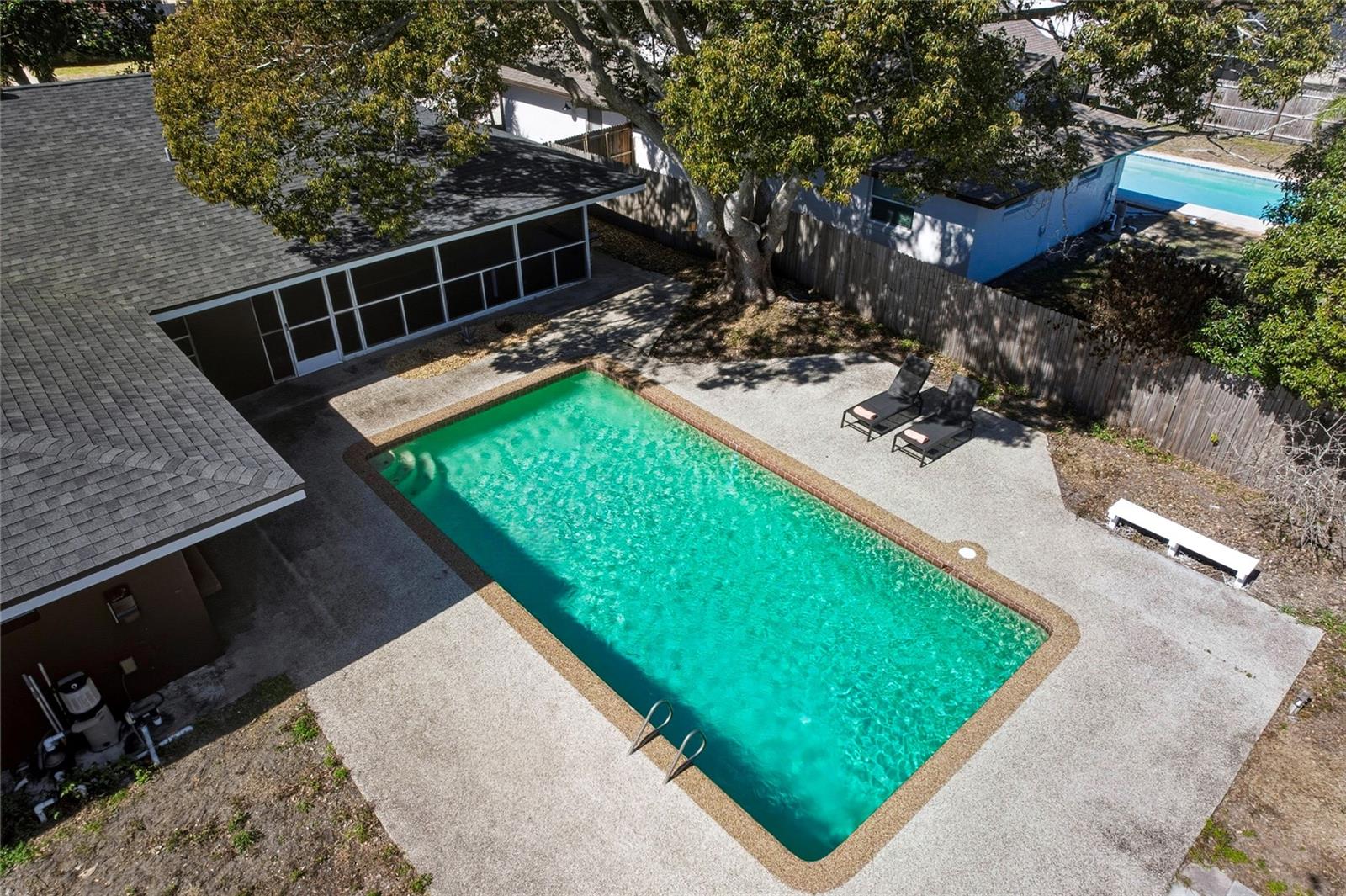 ENGLISH WOODS 1ST ADD - Residential