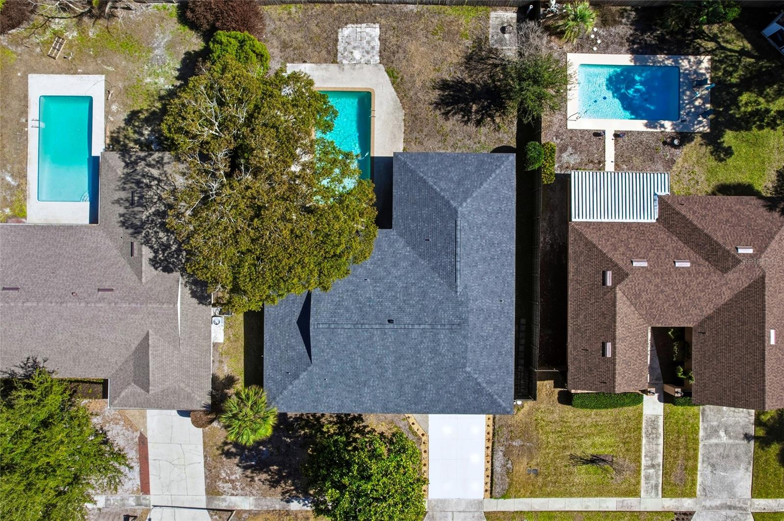 ENGLISH WOODS 1ST ADD - Residential