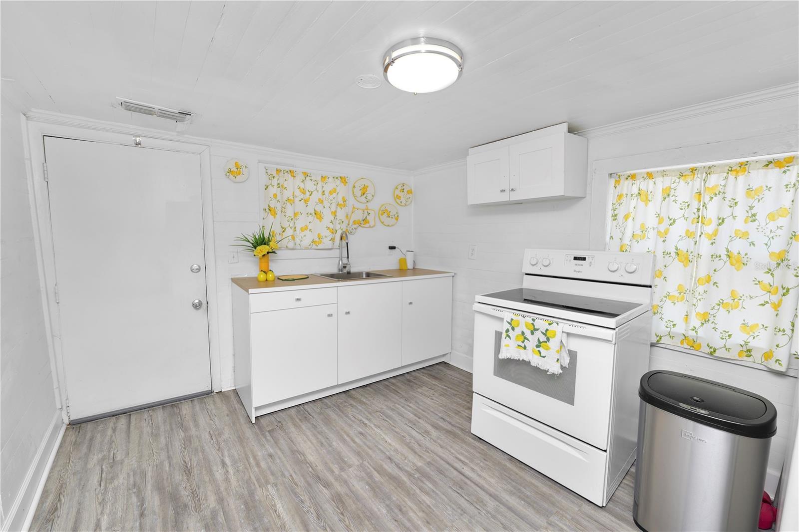 WADSWORTH J R SUB - Residential