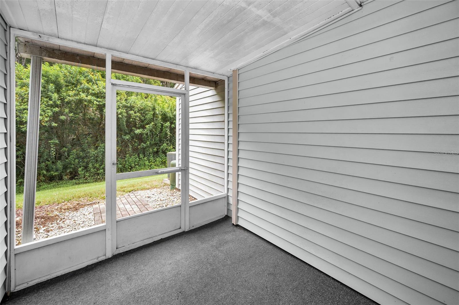 FOX CHASE TWNHMS - Residential Lease