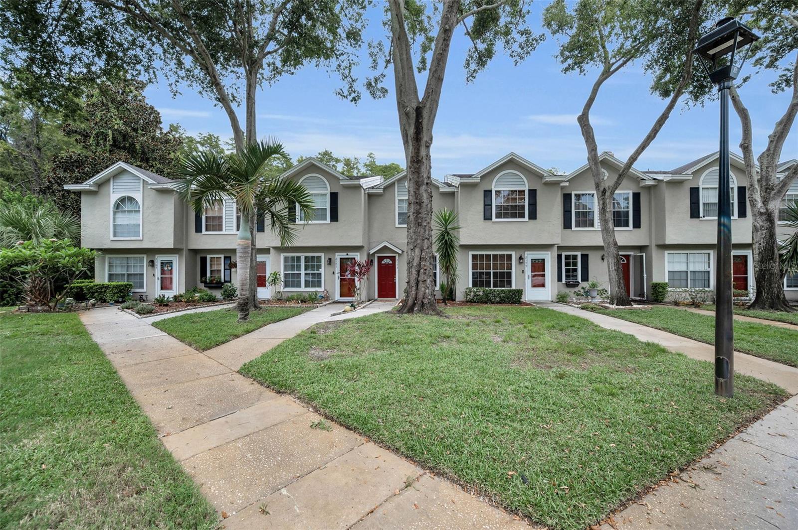 FOX CHASE TWNHMS - Residential Lease