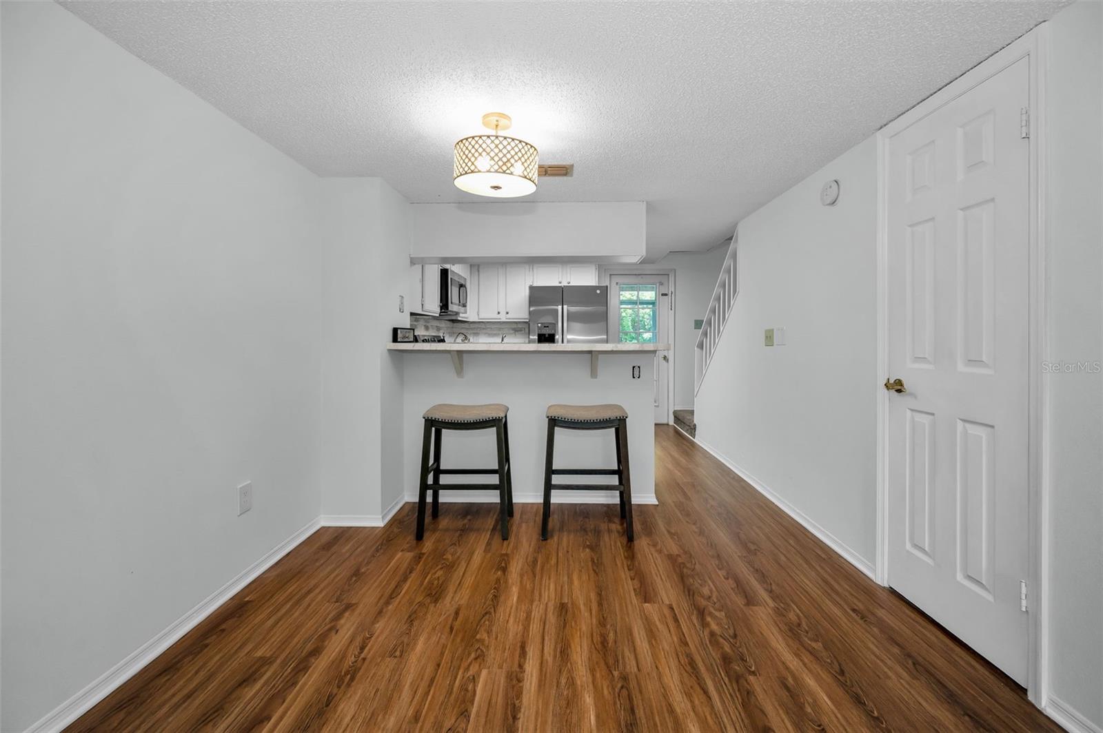 FOX CHASE TWNHMS - Residential Lease