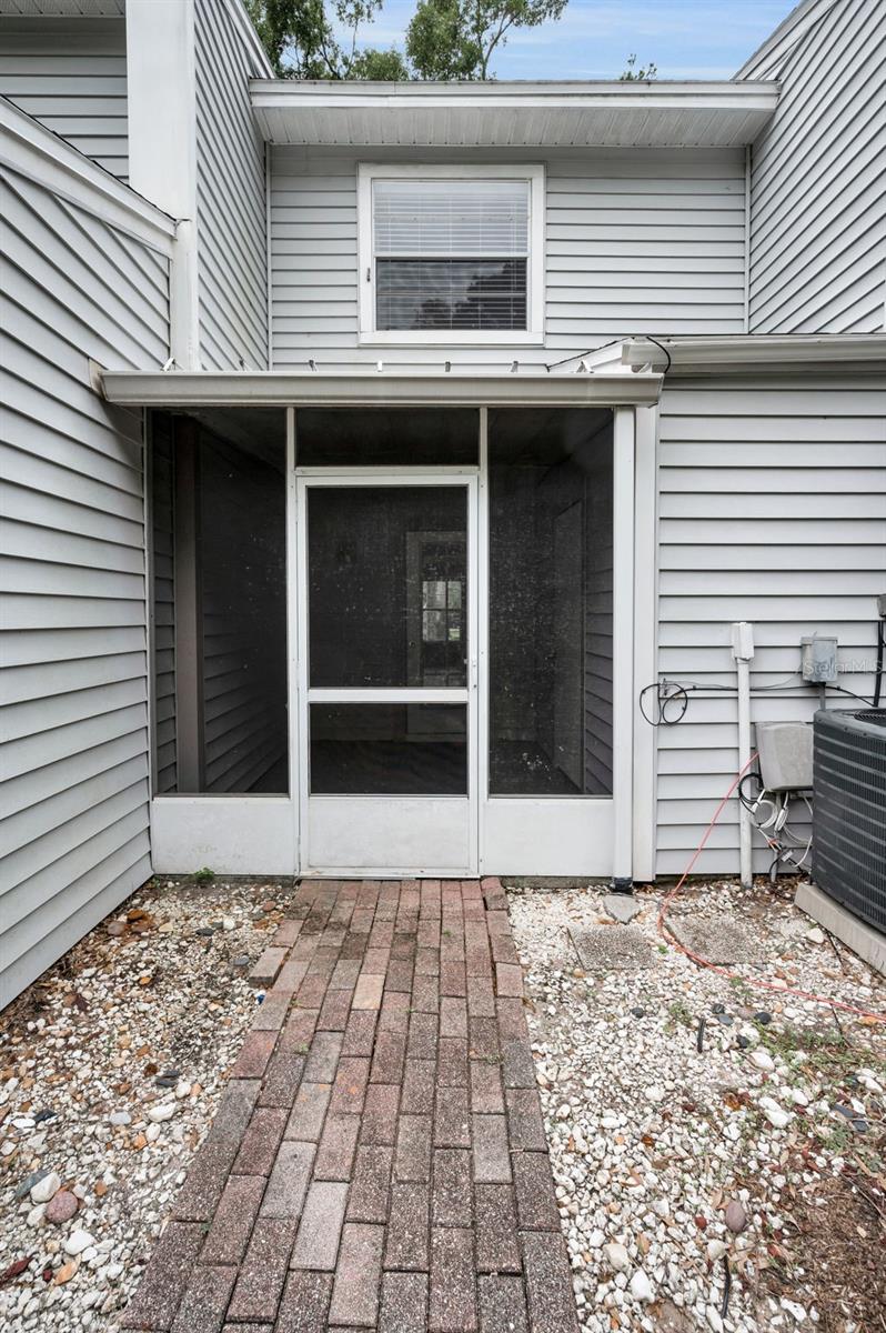 FOX CHASE TWNHMS - Residential Lease