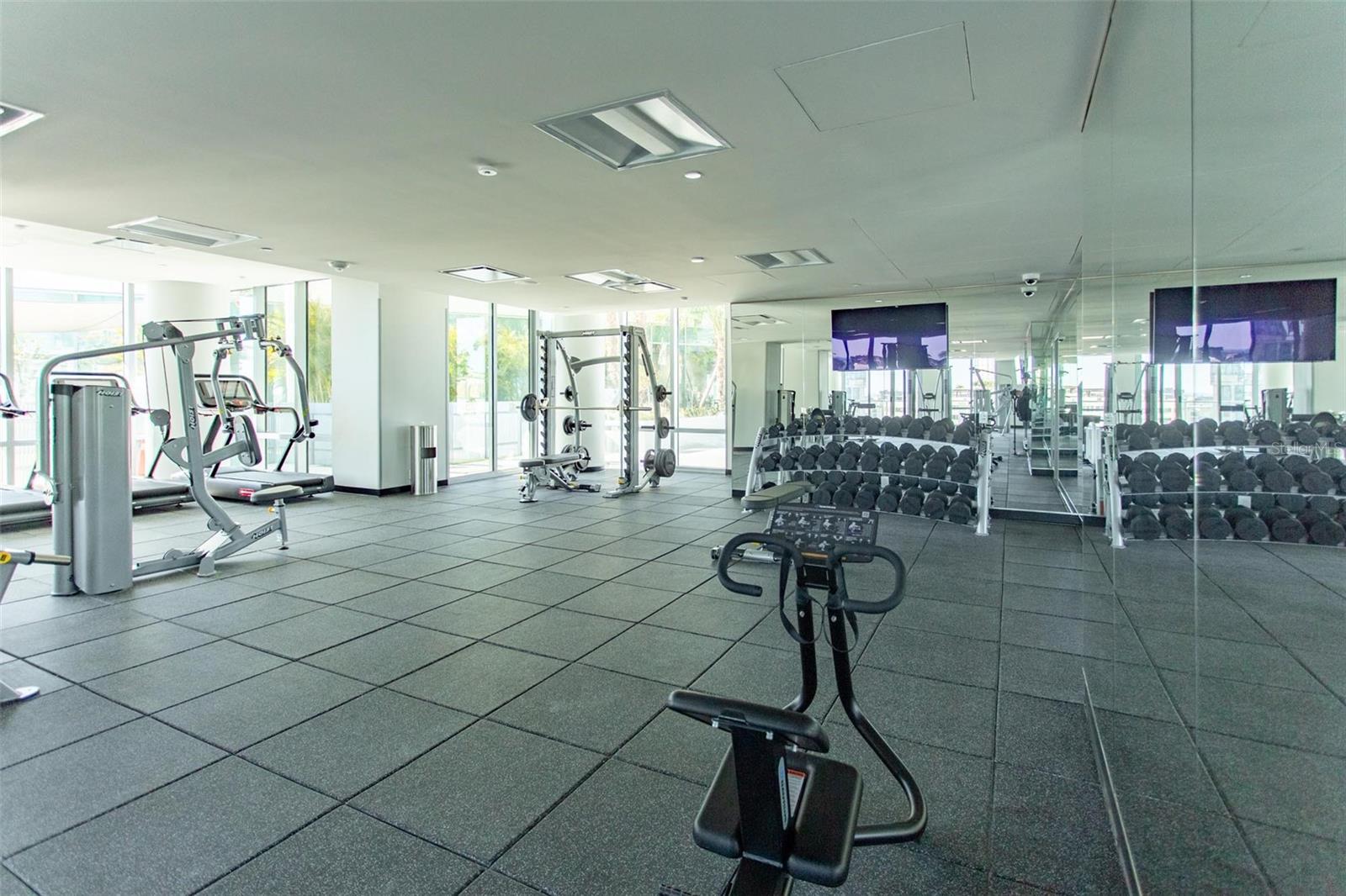 400 CENTRAL - Residential