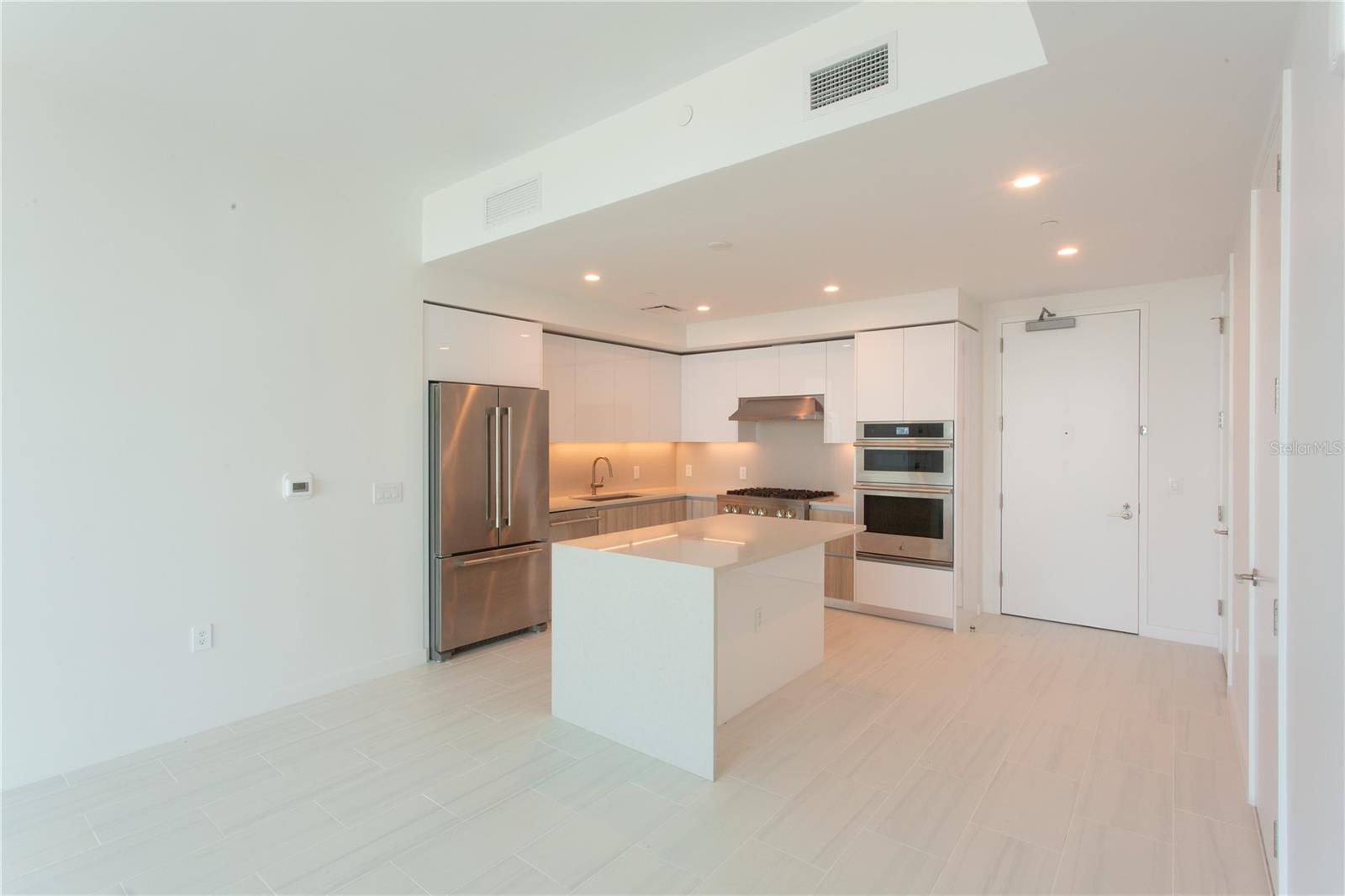 400 CENTRAL - Residential