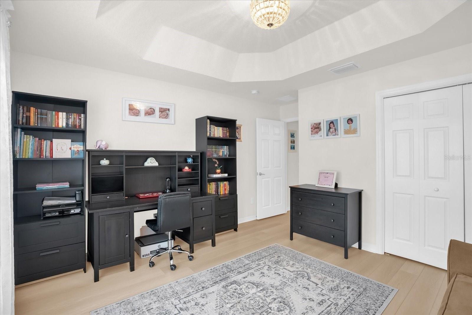 LAKESIDE LANDINGS - Residential