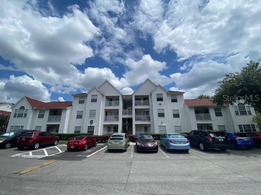 Top Floor 1 Bedroom condo in the gated community of Lexington Place. The condo will have new carpet and will be freshly painted. The Livingroom features high ceilings. Renovated Kitchen with dinning space that leads out the the Balcony. Large Bedroom with Walk in Closet. Updated Bathroom and fully size laundry room with washer and Dryer included. One reserved parking spot. Clubhouse features a Pool, Fitness Center and Tennis Courts. Additional $75 per month covers enrolment in the Resident Benefits Package which includes Trash, renters insurance, Pest Control,  Water, HVAC air filter delivered monthly, credit building to help boost your credit score with timely rent payments, $1M Identity Protection, move-in concierge service making utility connection and home service setup a breeze during your move-in, our best-in-class resident rewards program and 24/7 Maintenance. Pet Friendly!!