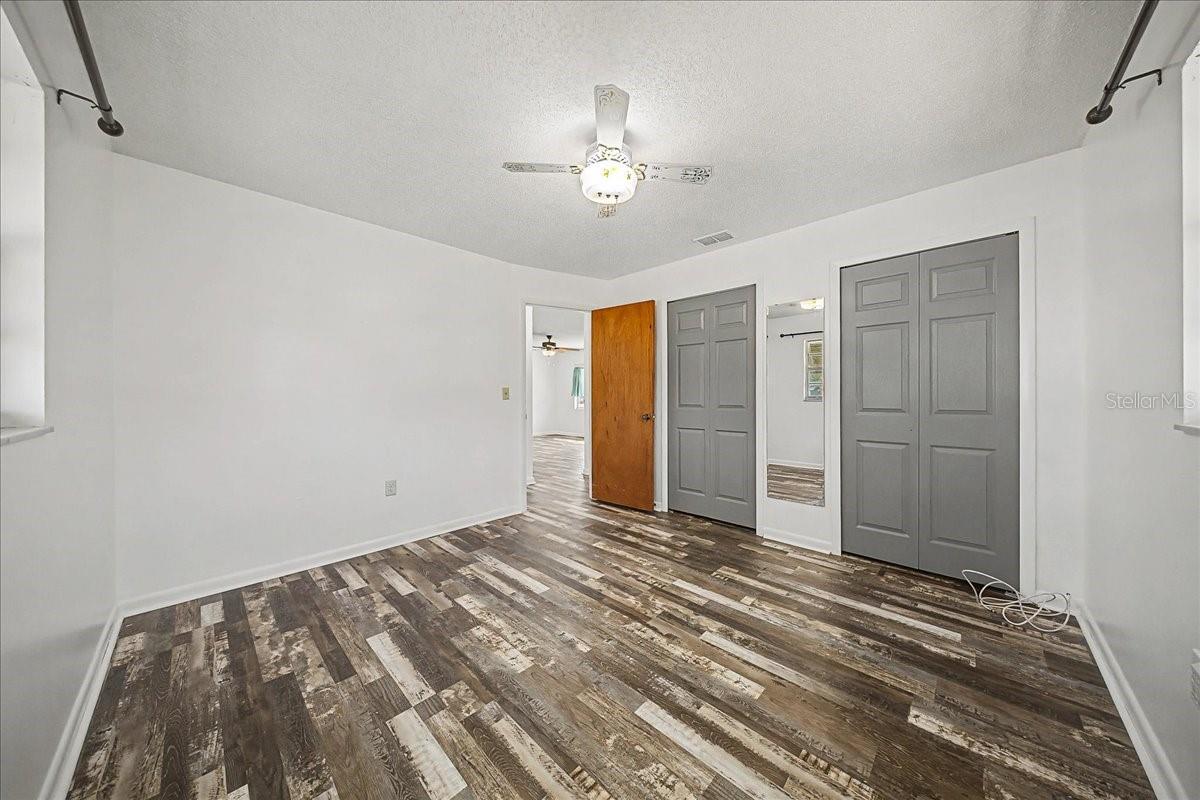 MI-LU ESTATES - Residential