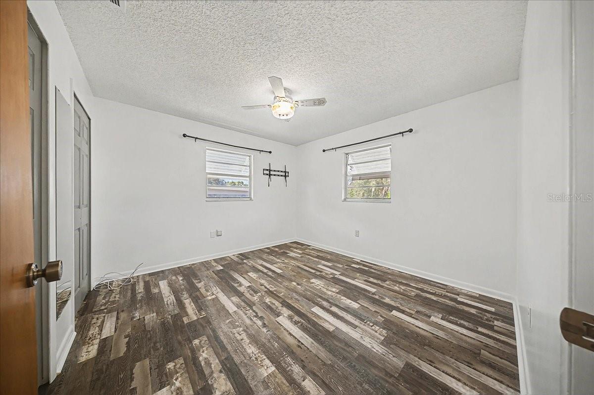 MI-LU ESTATES - Residential