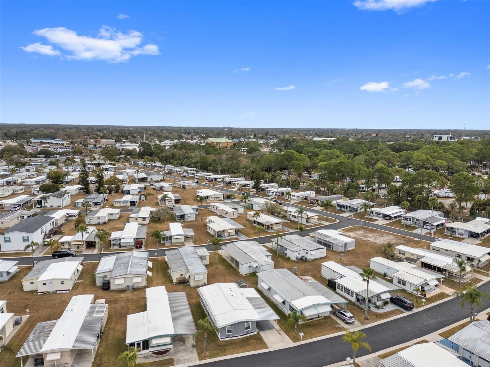 SENATE MANOR - Residential