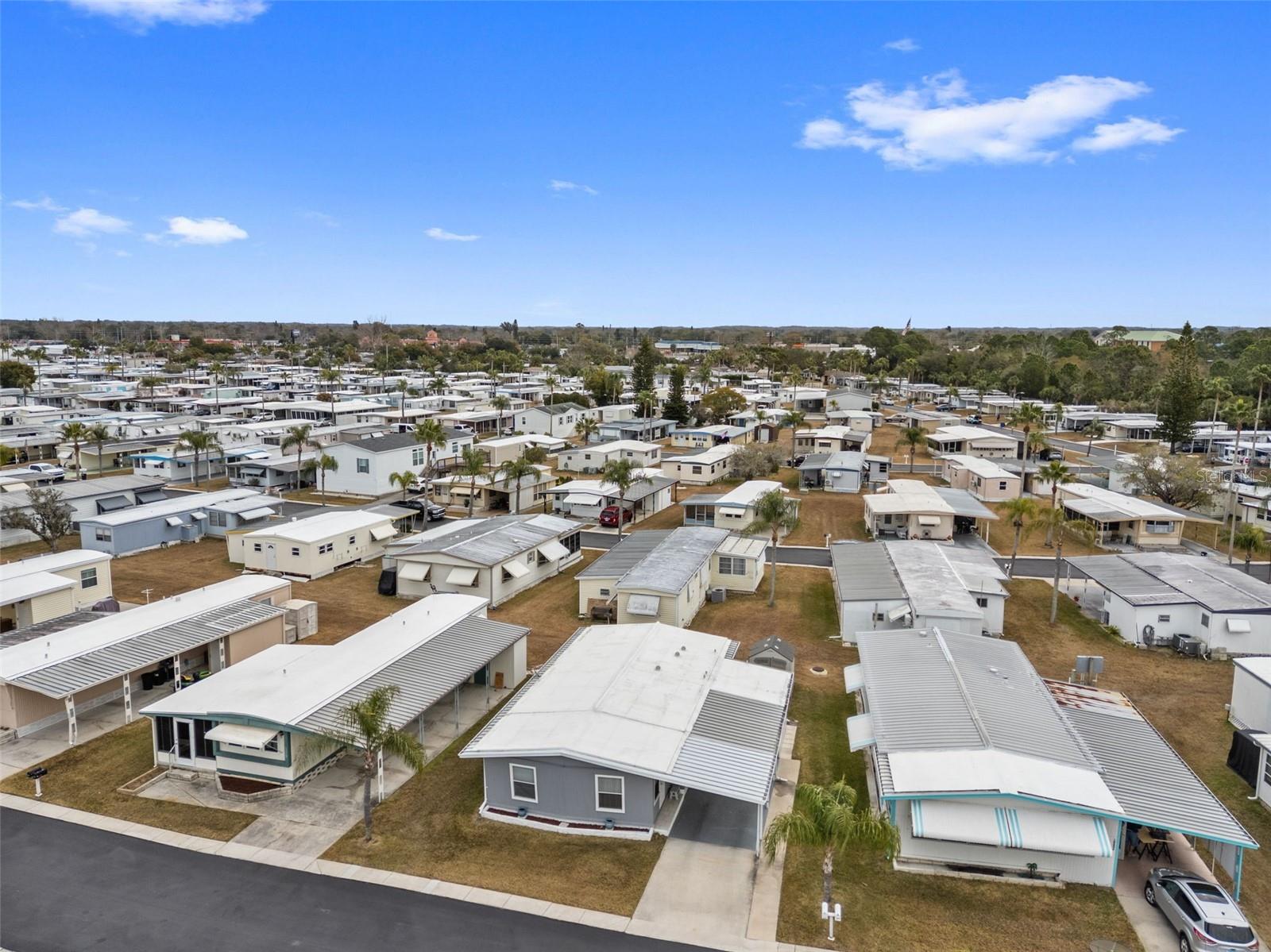 SENATE MANOR - Residential