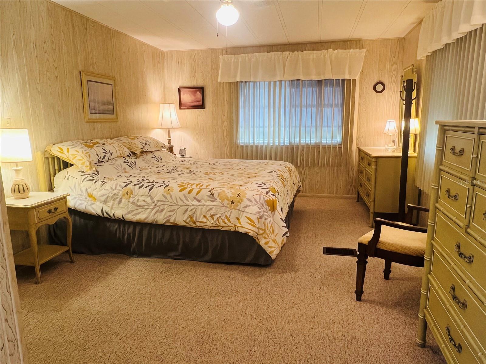 VENETIAN ESTATES - Residential