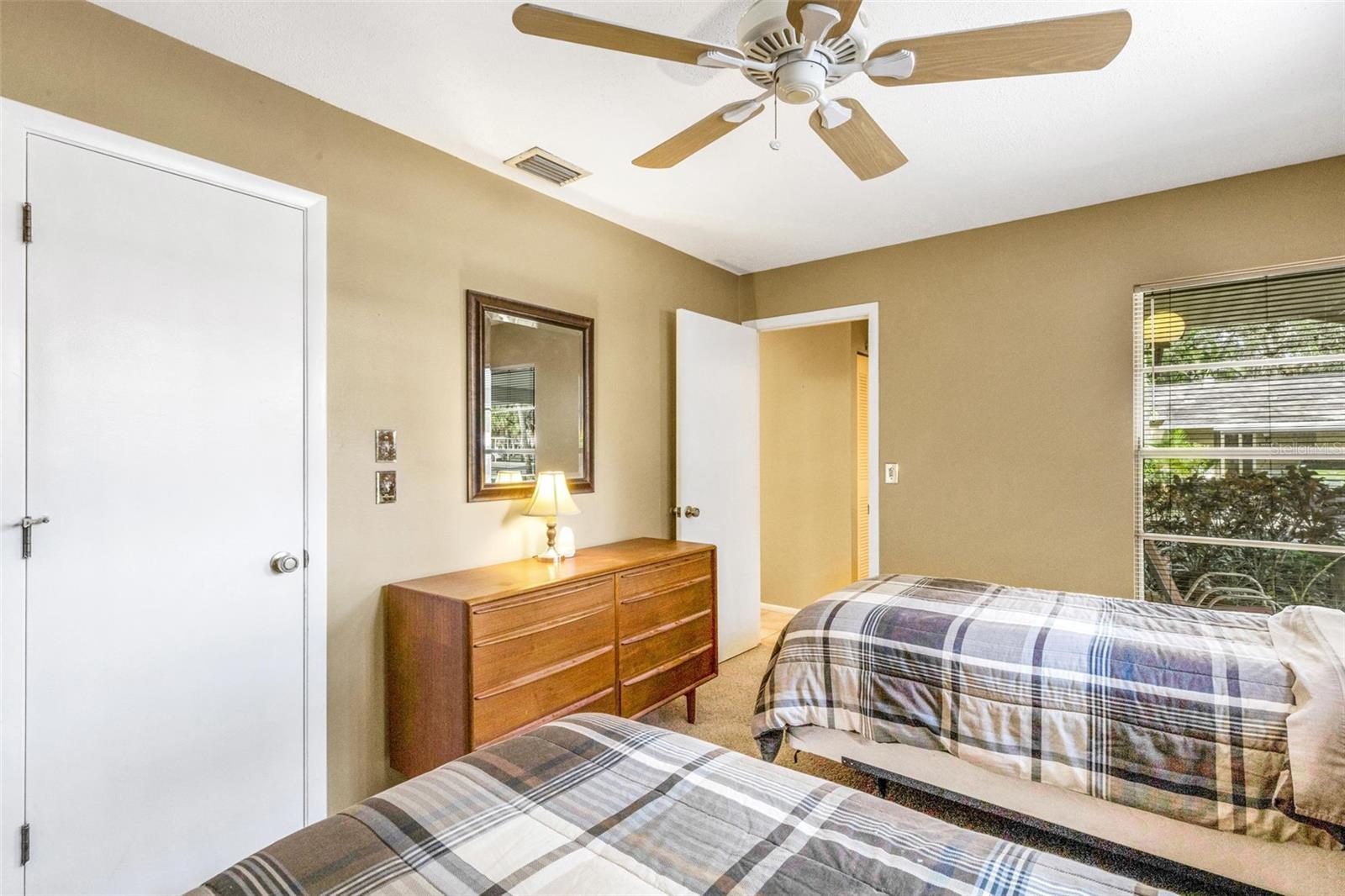 VILLAGE GARDENS PH 1 - Residential