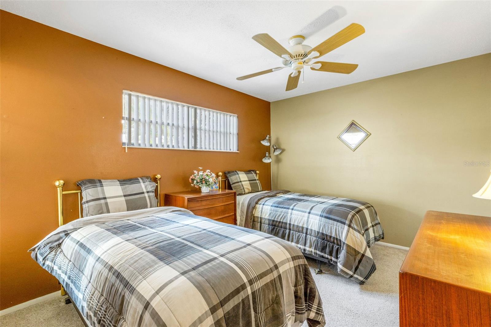 VILLAGE GARDENS PH 1 - Residential