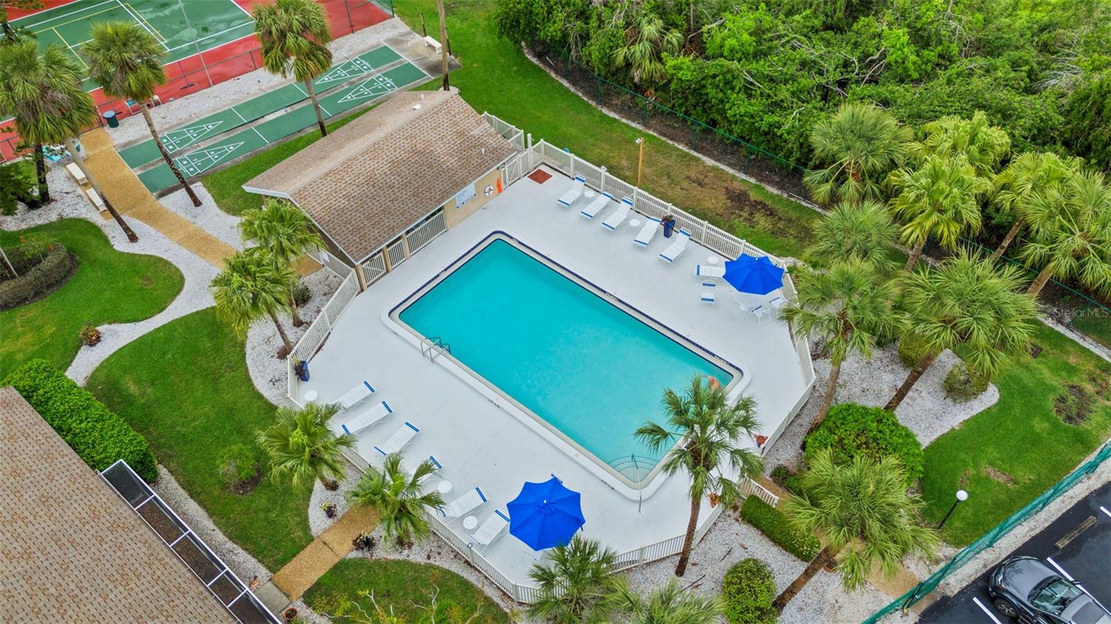 VILLAGE GARDENS PH 1 - Residential