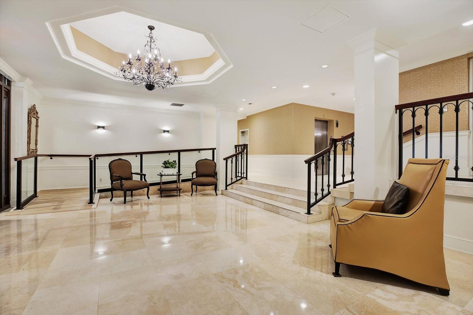 BAYSHORE DIPLOMAT A CONDOMINIU - Residential