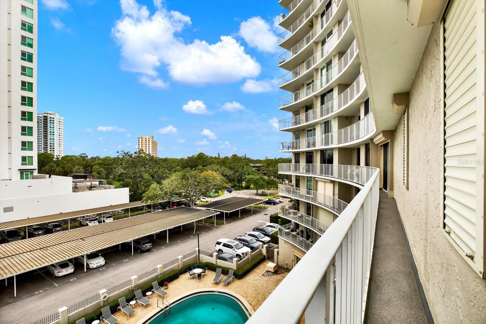 BAYSHORE DIPLOMAT A CONDOMINIU - Residential